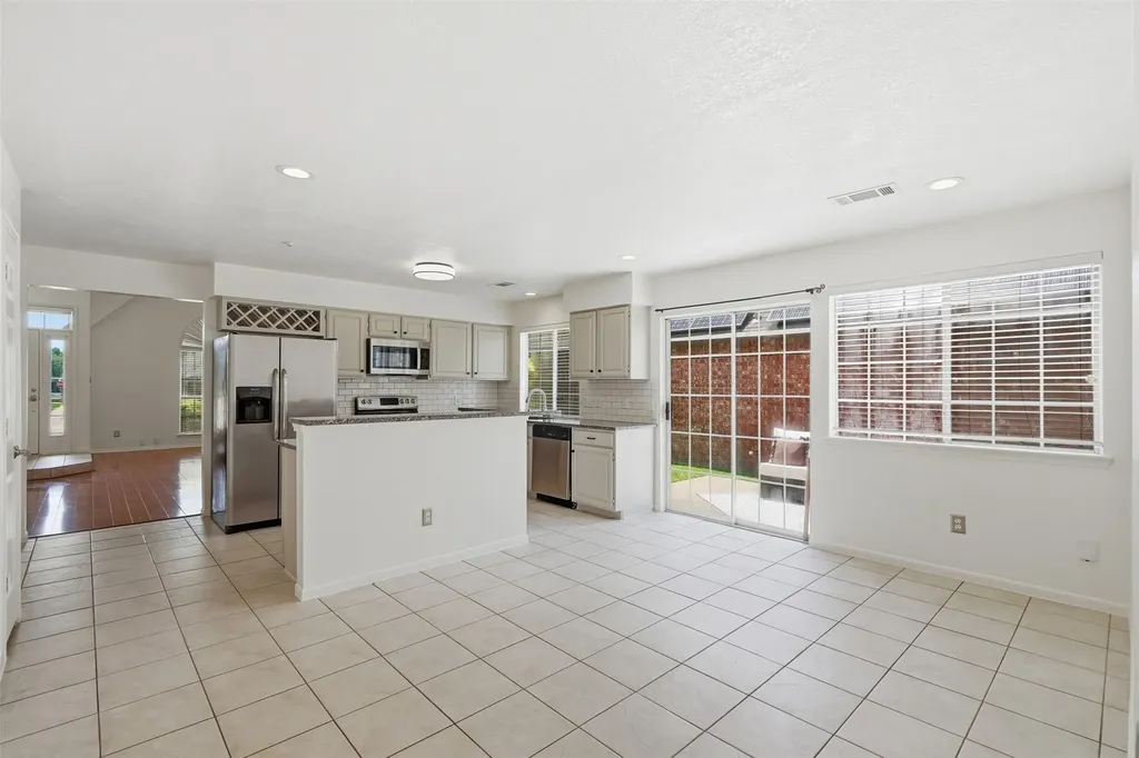 313 Pecos Trail Irving TX 75063