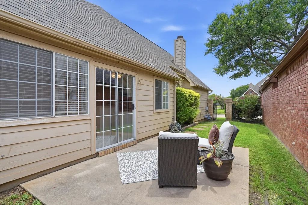 313 Pecos Trail Irving TX 75063