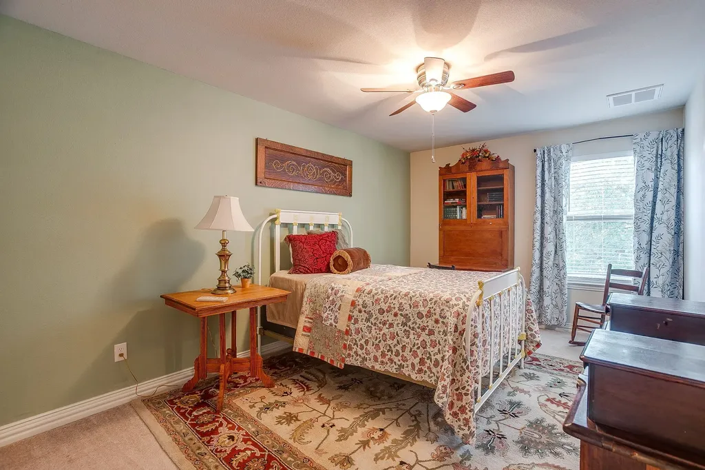 2224 Cobblestone Court Granbury TX 76049