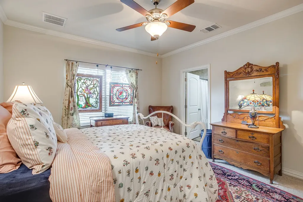 2224 Cobblestone Court Granbury TX 76049