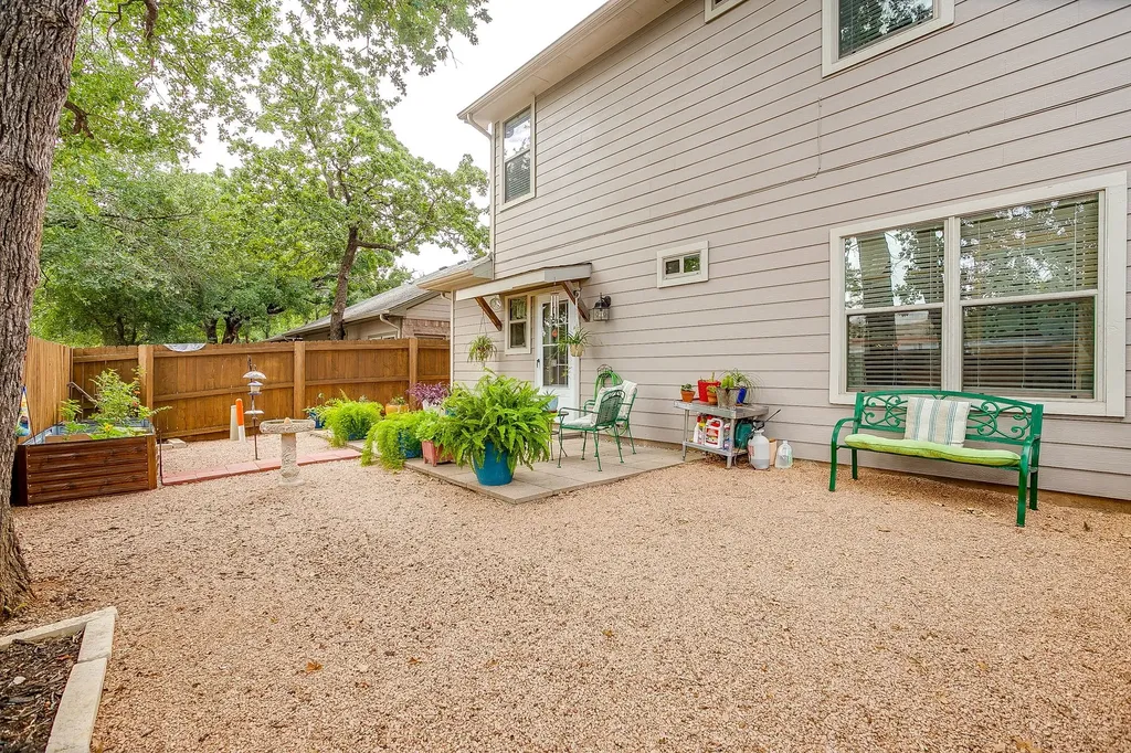 2224 Cobblestone Court Granbury TX 76049
