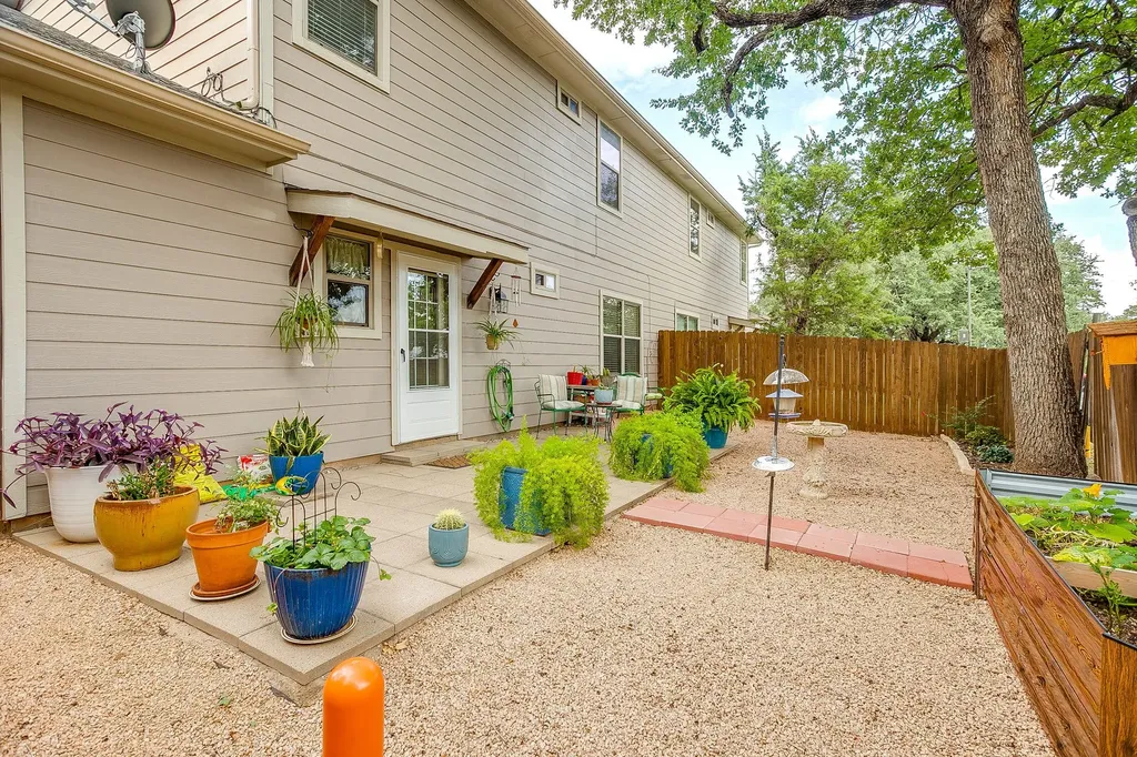 2224 Cobblestone Court Granbury TX 76049