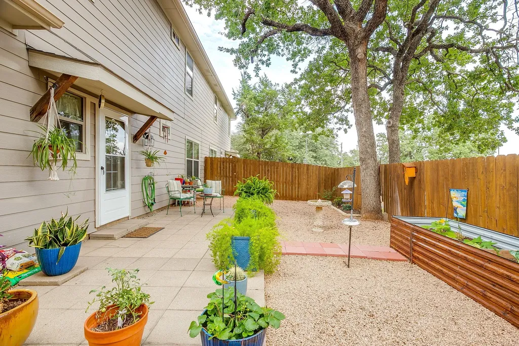 2224 Cobblestone Court Granbury TX 76049