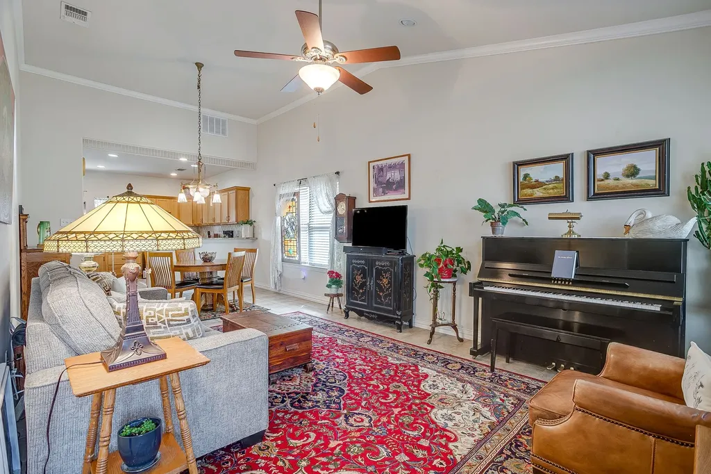 2224 Cobblestone Court Granbury TX 76049