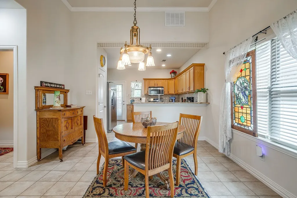 2224 Cobblestone Court Granbury TX 76049
