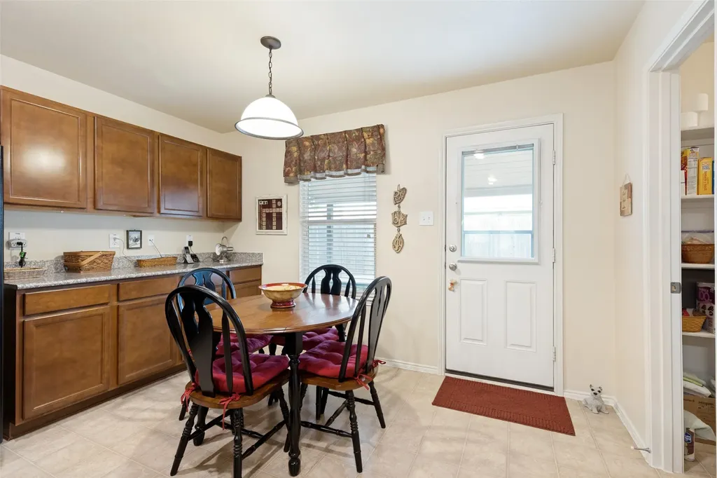 317 Amethyst Drive Fort Worth TX 76131