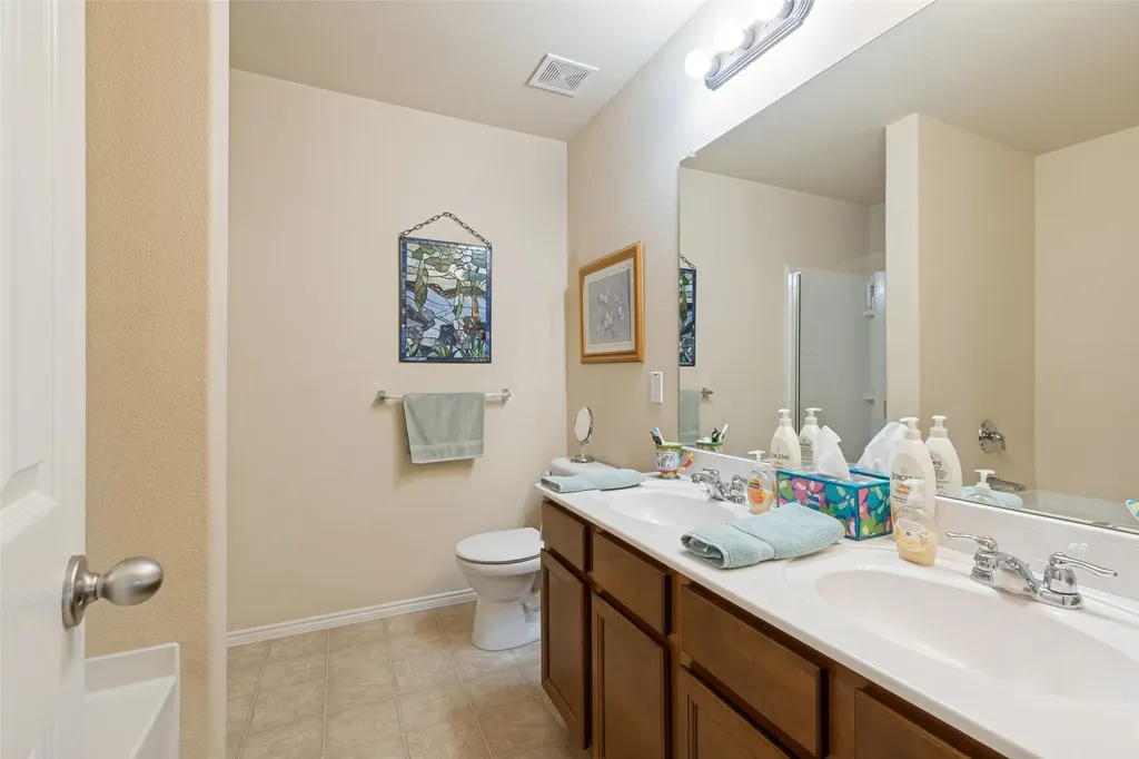 317 Amethyst Drive Fort Worth TX 76131