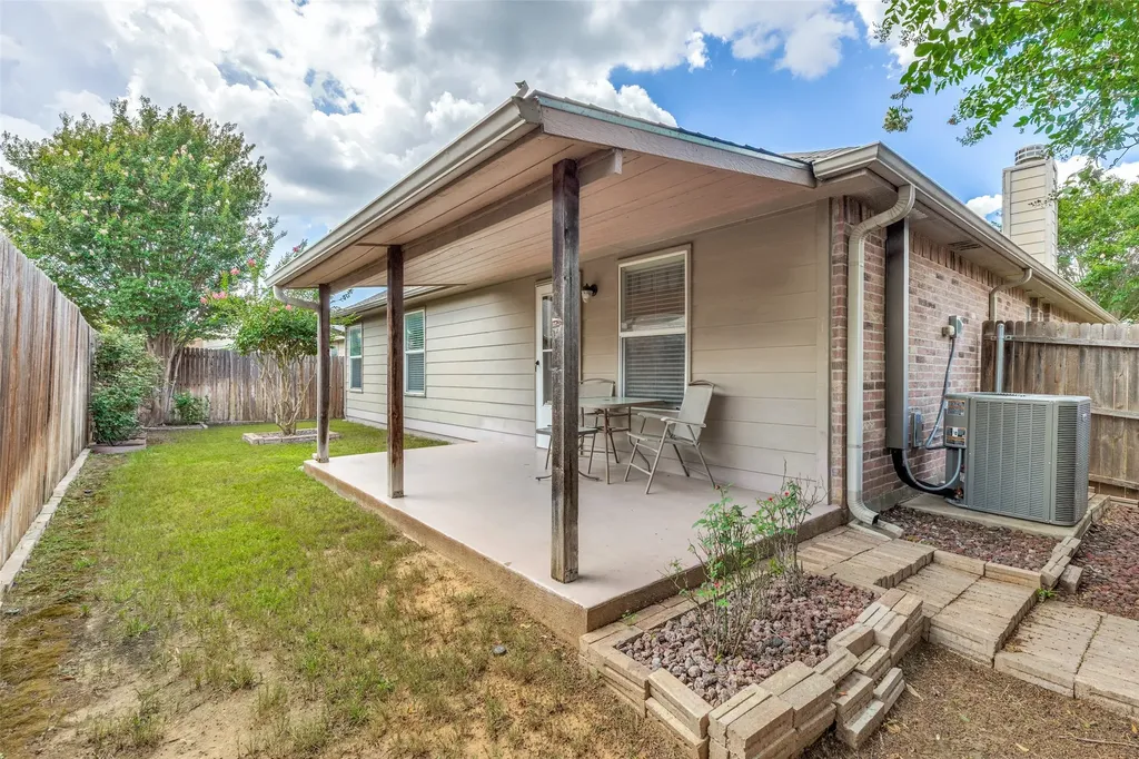 317 Amethyst Drive Fort Worth TX 76131