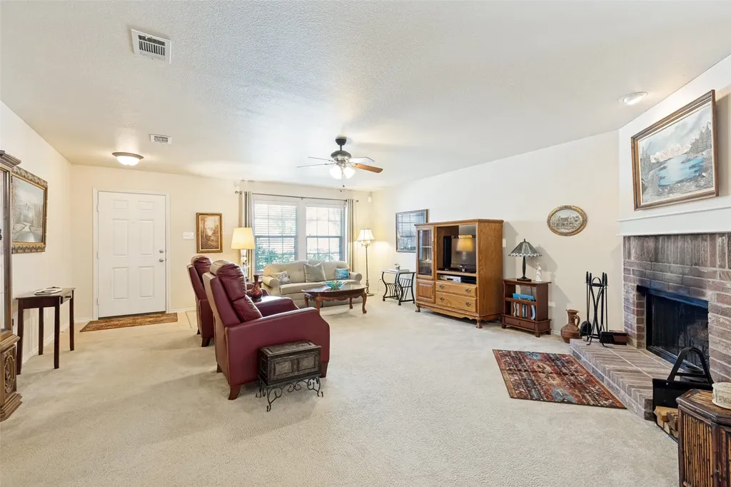 317 Amethyst Drive Fort Worth TX 76131