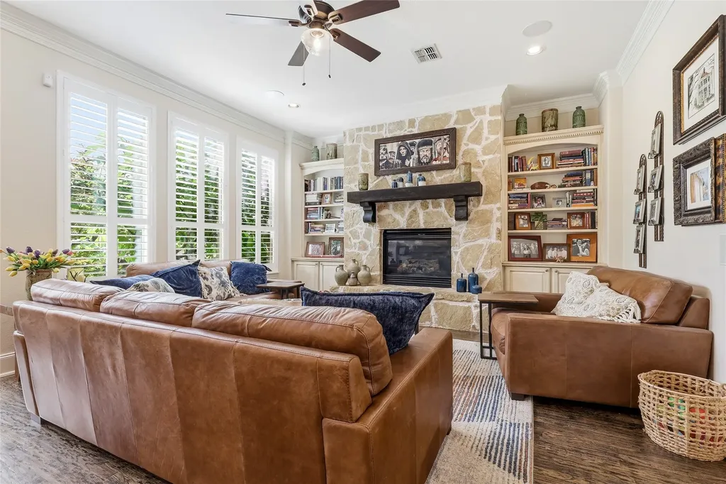 9031 Cedar Ridge Lantana TX 76226