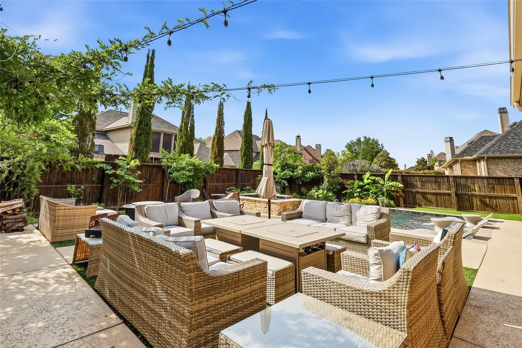 9031 Cedar Ridge Lantana TX 76226