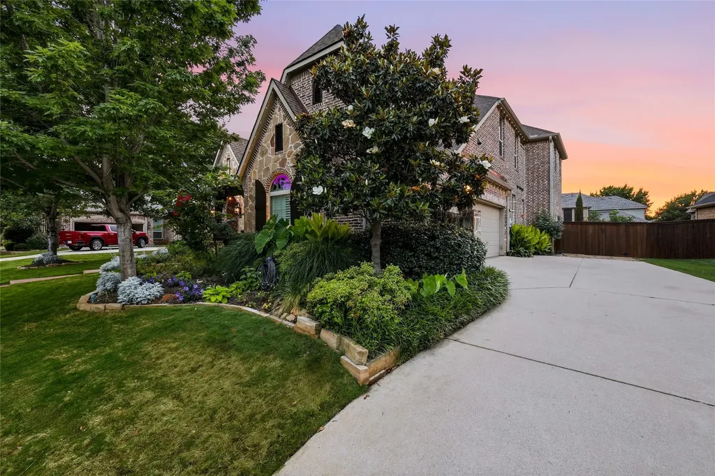 9031 Cedar Ridge Lantana TX 76226