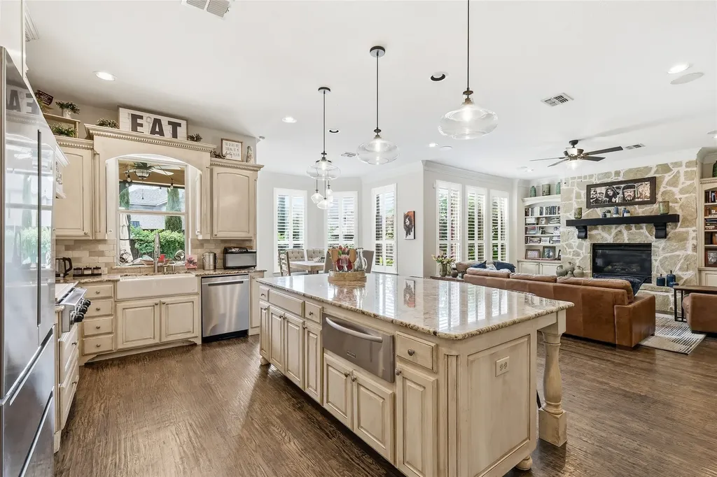 9031 Cedar Ridge Lantana TX 76226