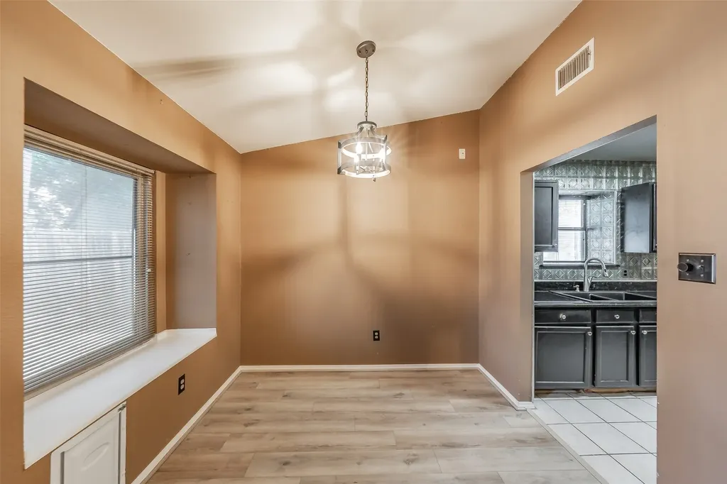 1524 Lincolnshire Way Fort Worth TX 76134