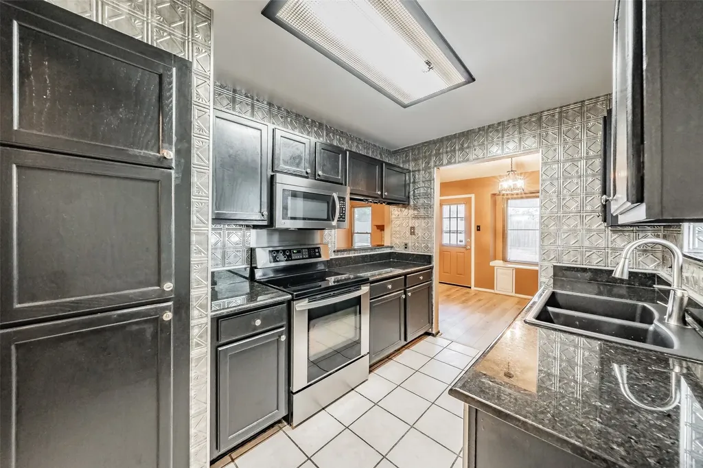 1524 Lincolnshire Way Fort Worth TX 76134
