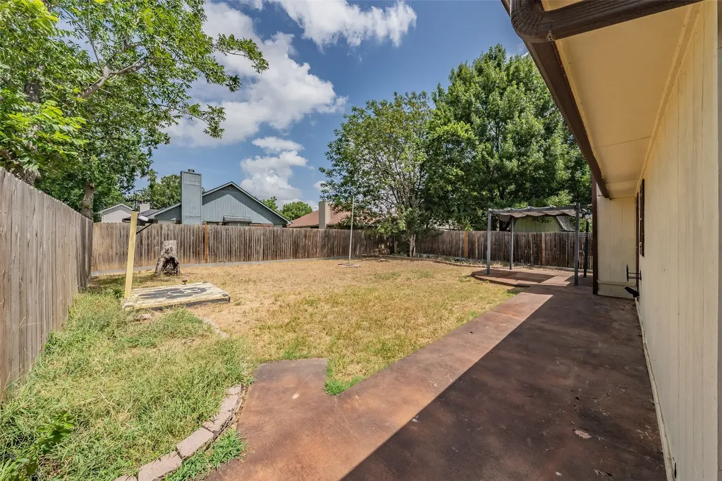 1524 Lincolnshire Way Fort Worth TX 76134