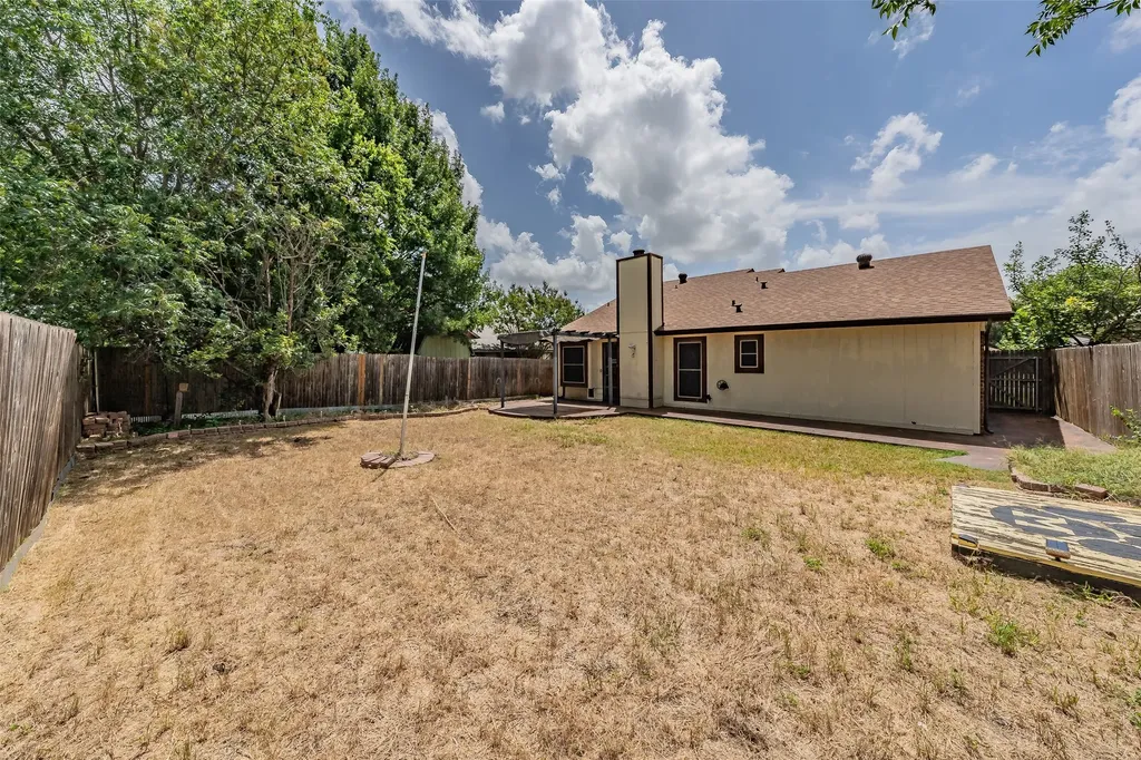 1524 Lincolnshire Way Fort Worth TX 76134