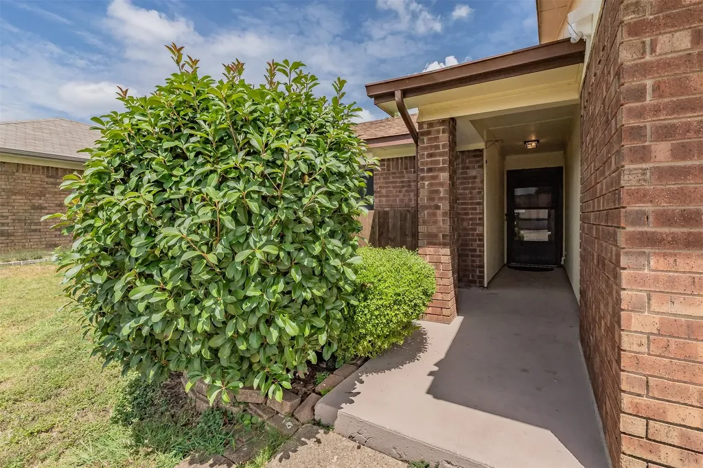 1524 Lincolnshire Way Fort Worth TX 76134