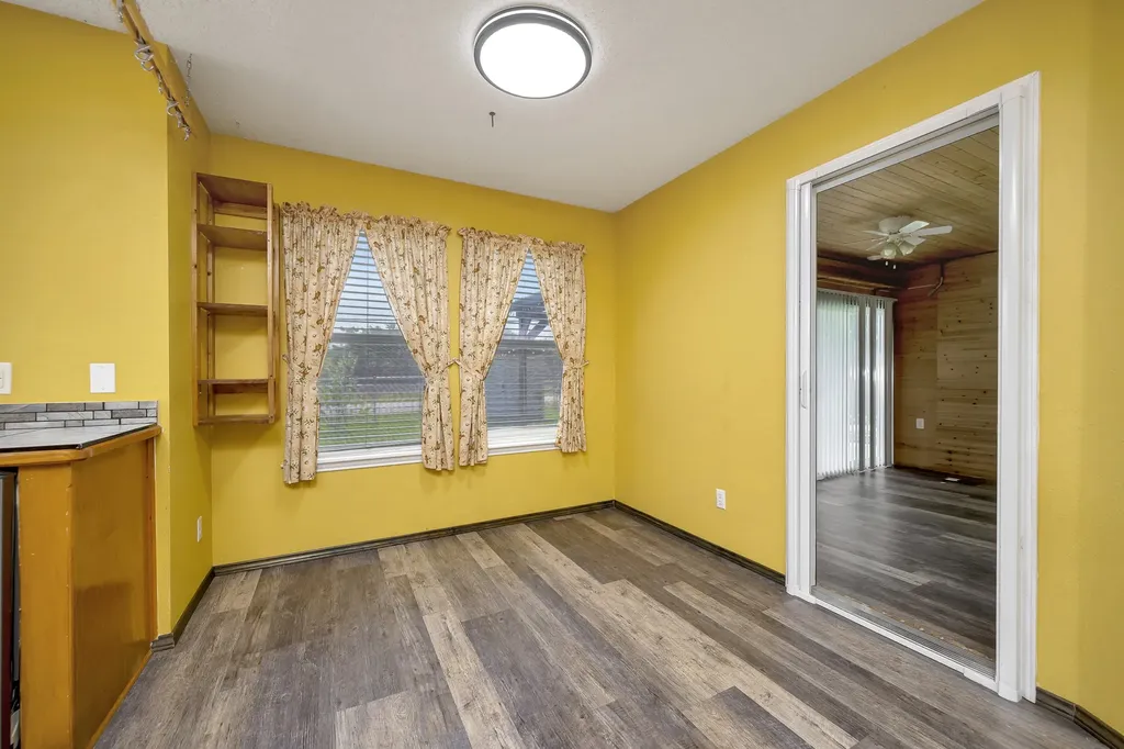509 Birch Street Crowley TX 76036