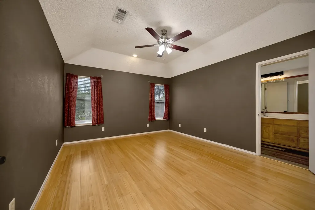 509 Birch Street Crowley TX 76036