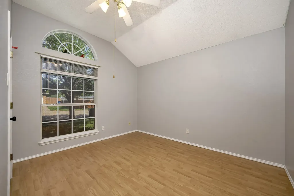 509 Birch Street Crowley TX 76036