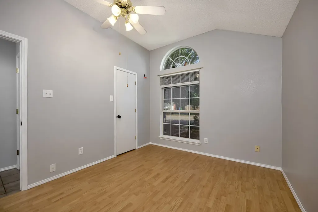 509 Birch Street Crowley TX 76036