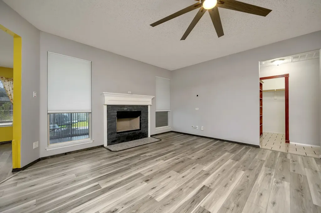 509 Birch Street Crowley TX 76036