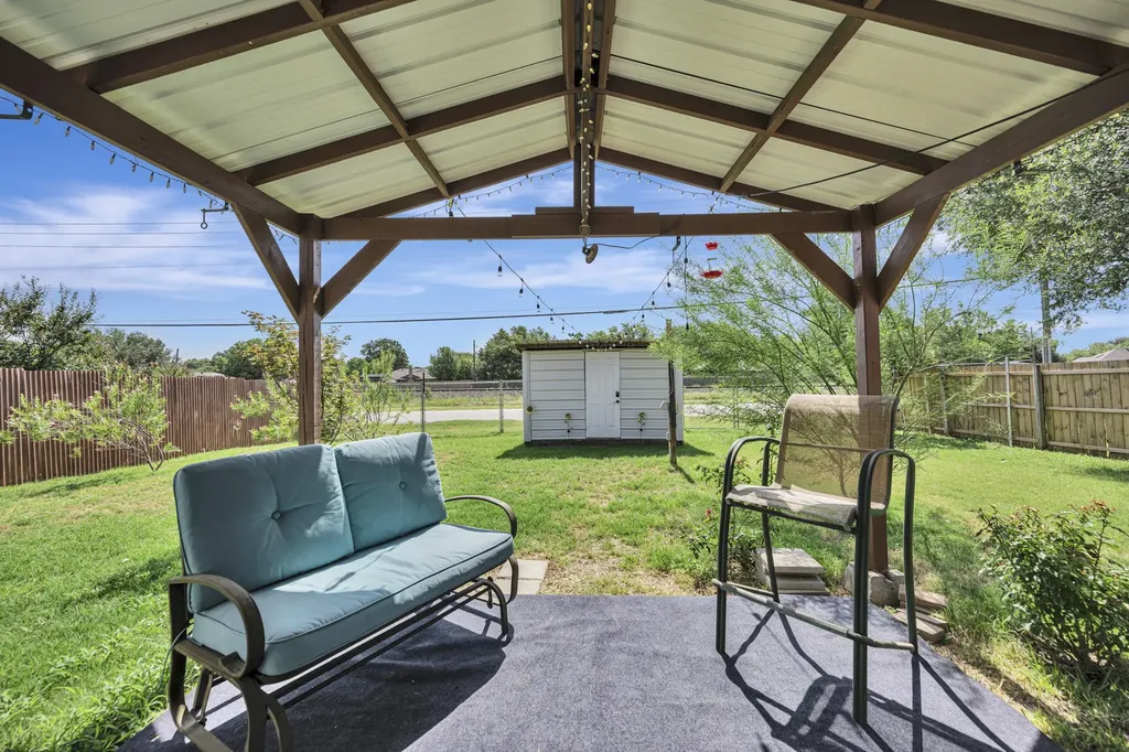 509 Birch Street Crowley TX 76036