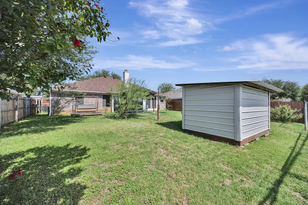 509 Birch Street Crowley TX 76036