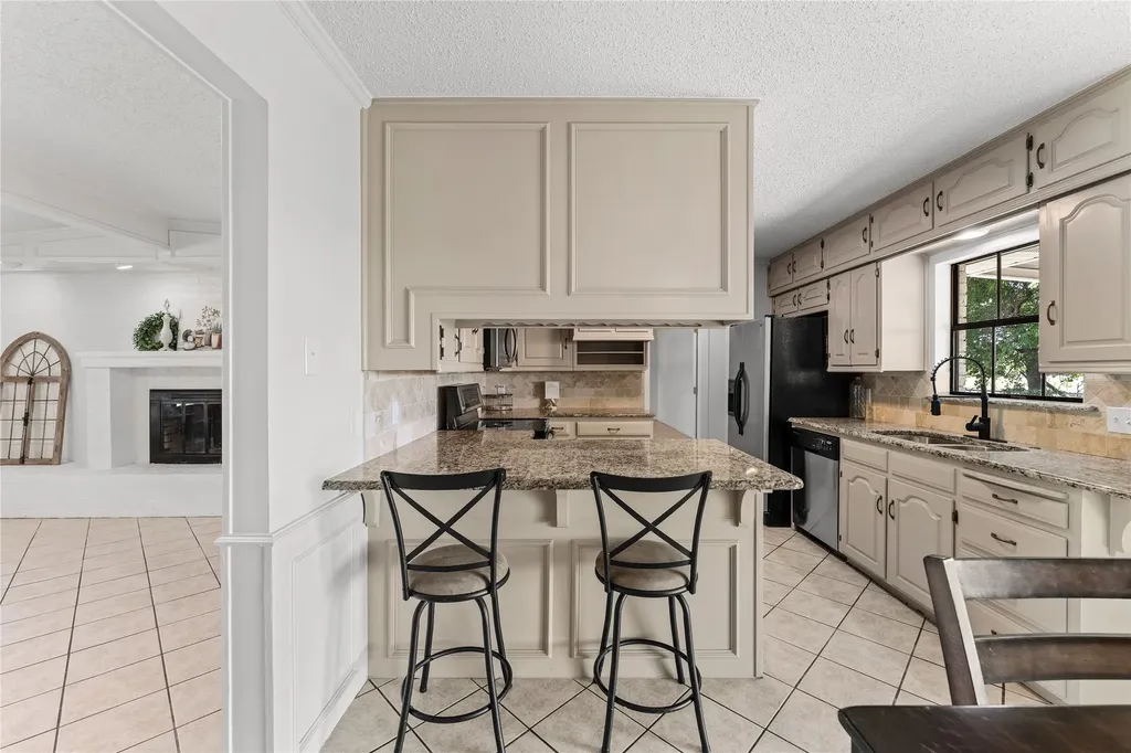 608 S Colorado Street Whitney TX 76692