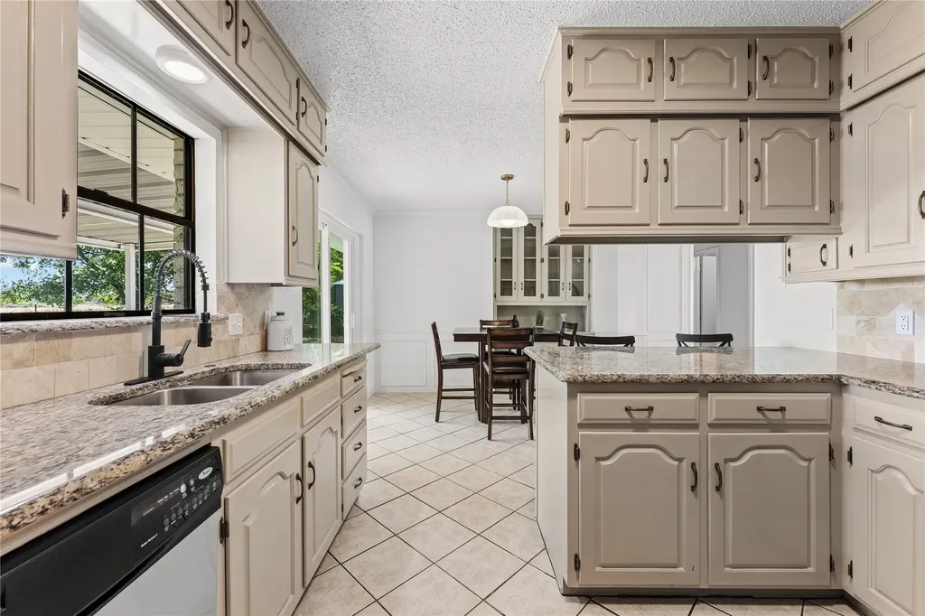 608 S Colorado Street Whitney TX 76692