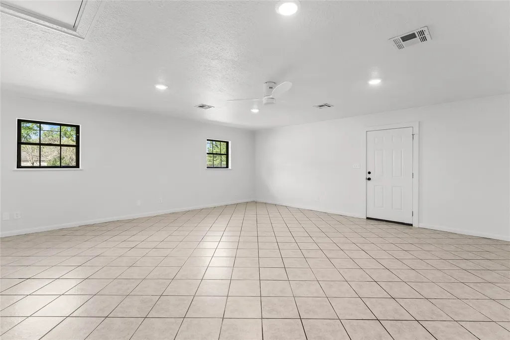 608 S Colorado Street Whitney TX 76692