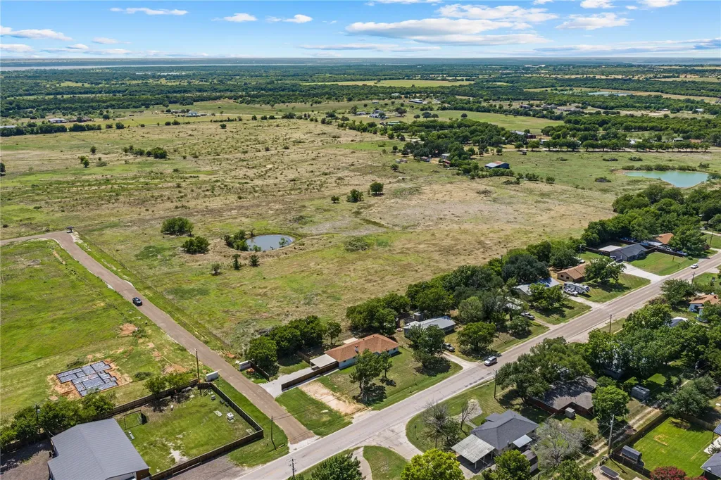 608 S Colorado Street Whitney TX 76692