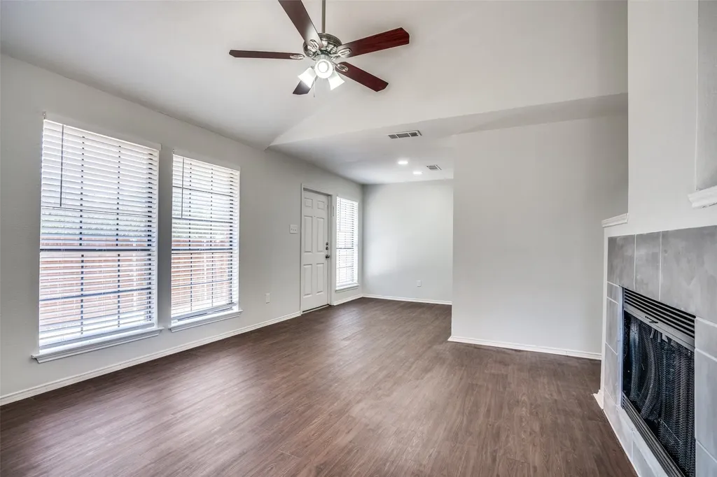 115 Peachtree Court Kennedale TX 76060