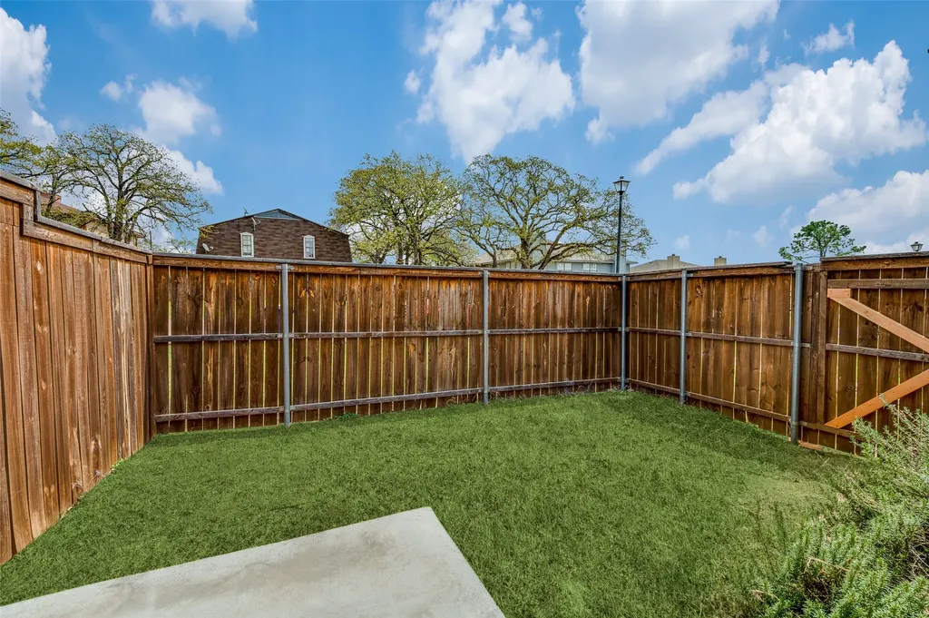 115 Peachtree Court Kennedale TX 76060