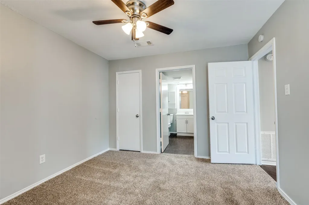 115 Peachtree Court Kennedale TX 76060