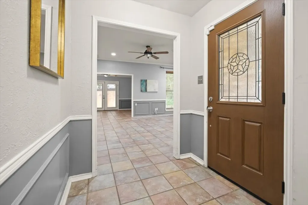 107 Buffalo Creek Circle Waxahachie TX 75165
