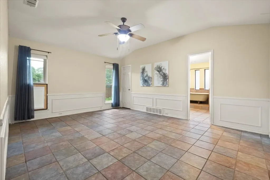107 Buffalo Creek Circle Waxahachie TX 75165