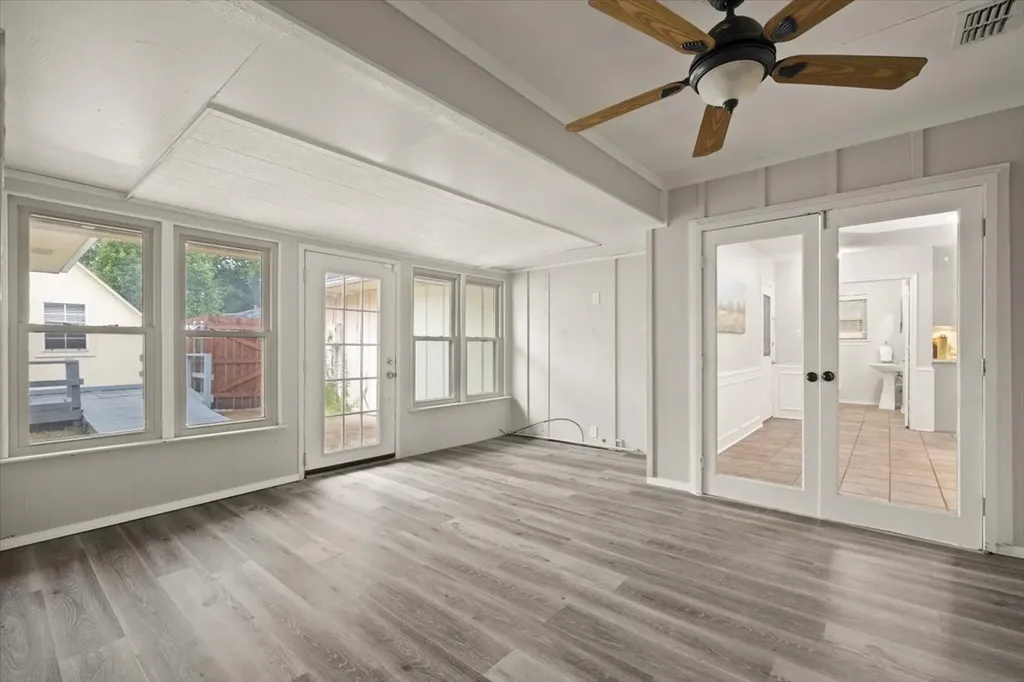 107 Buffalo Creek Circle Waxahachie TX 75165