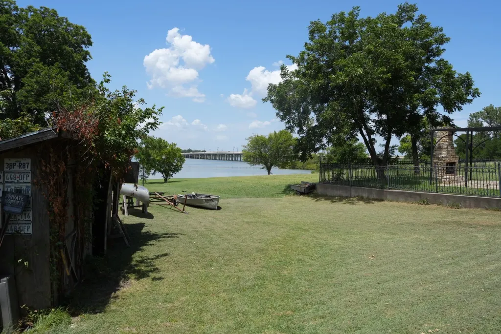 125 Lewis Drive Little Elm TX 75068