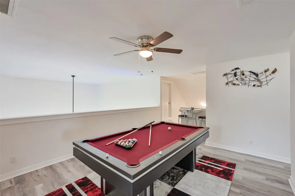 2735 Water Oak Drive Grand Prairie TX 75052