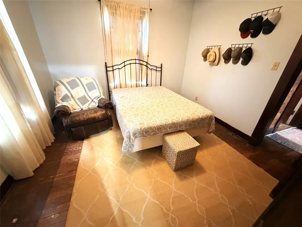 709 W Saint Charles Street Eastland TX 76448