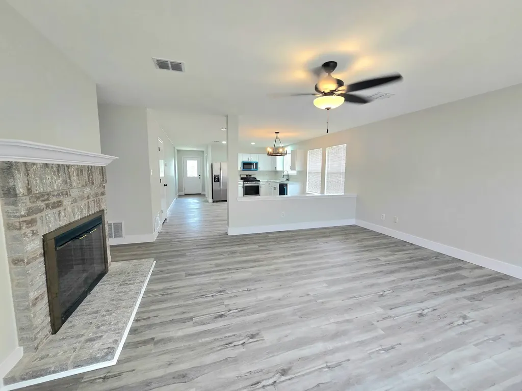 2467 Mallory Lane Lancaster TX 75134