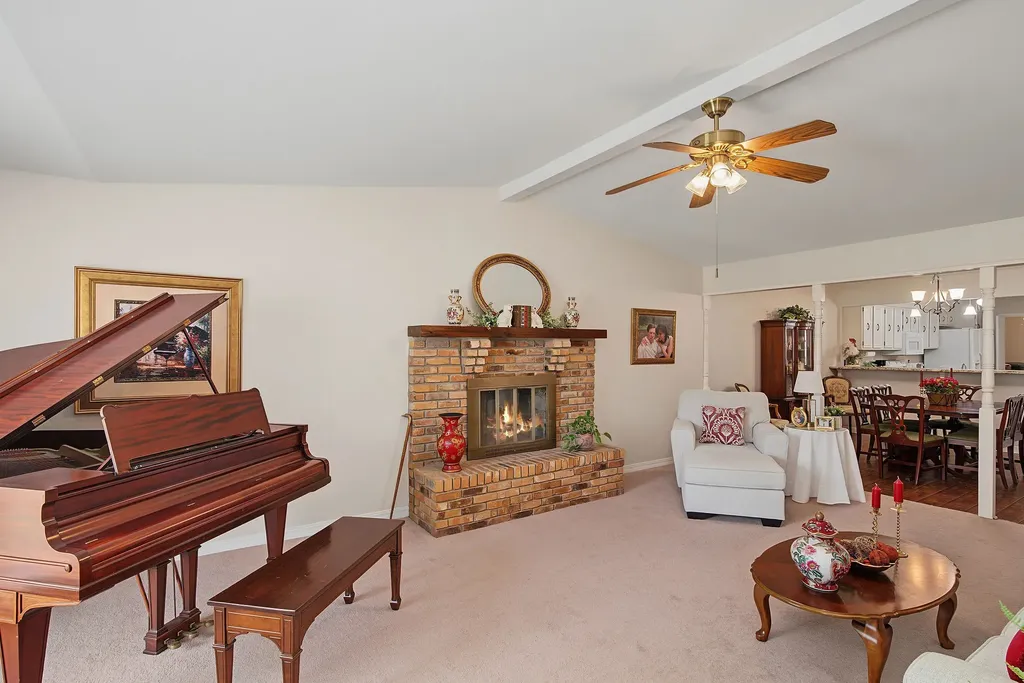 102 Malibu Drive Shreveport LA 71115