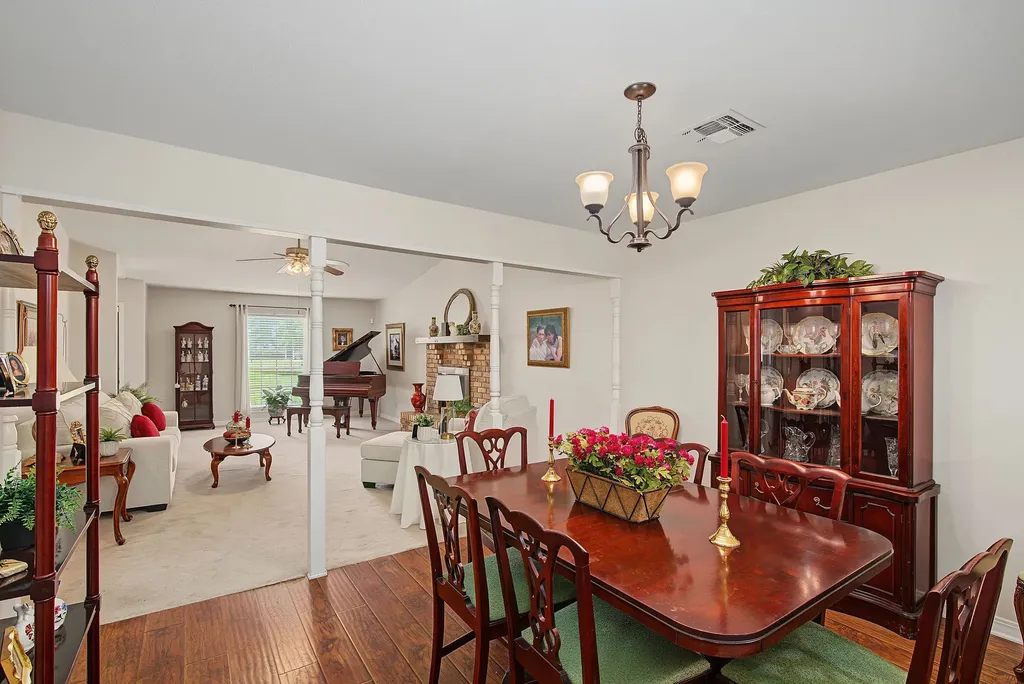 102 Malibu Drive Shreveport LA 71115