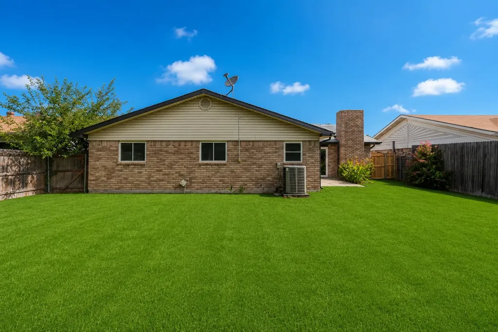 4420 Buckeye Street Fort Worth TX 76137