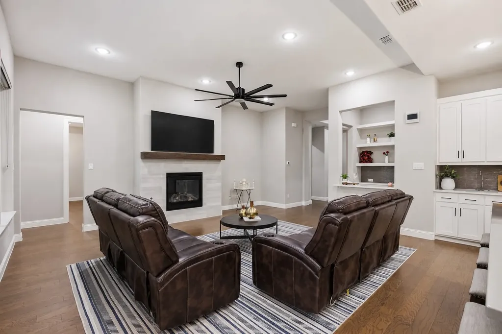 3123 Warwick Trail Copper Canyon TX 75077