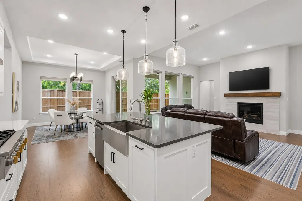 3123 Warwick Trail Copper Canyon TX 75077