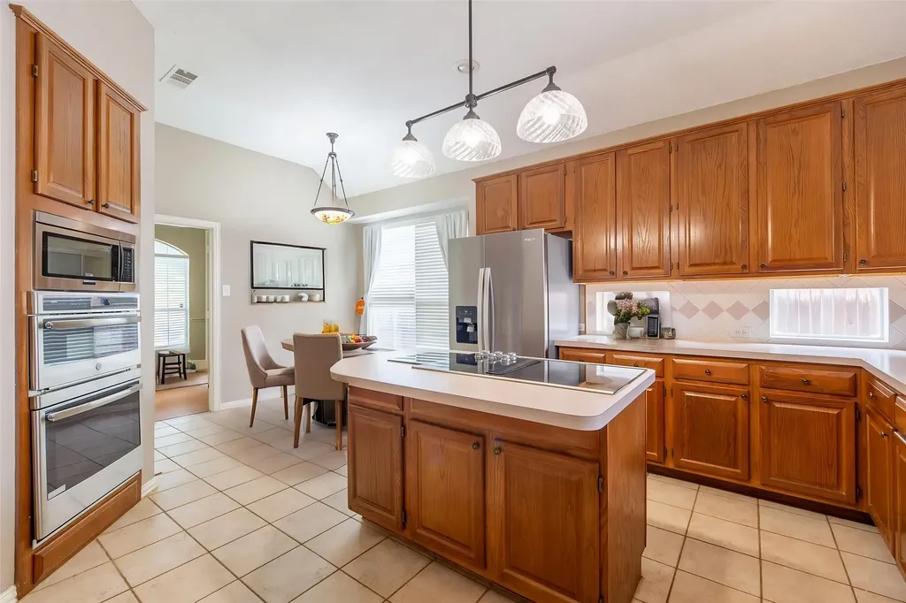 9316 Preston Trail Irving TX 75063