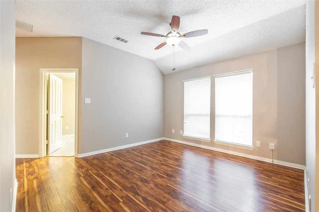 9316 Preston Trail Irving TX 75063